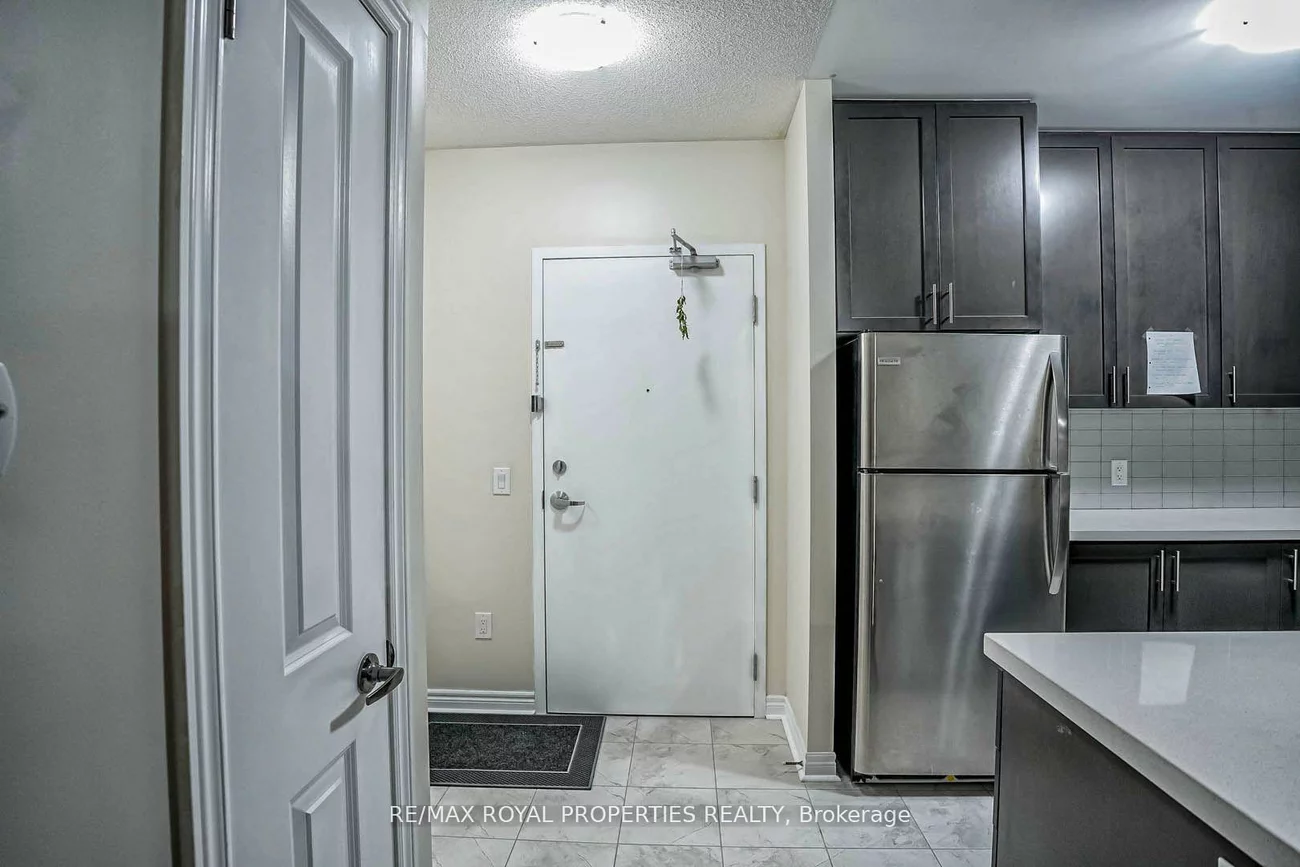 39, New Delhi, Cedarwood, Markham