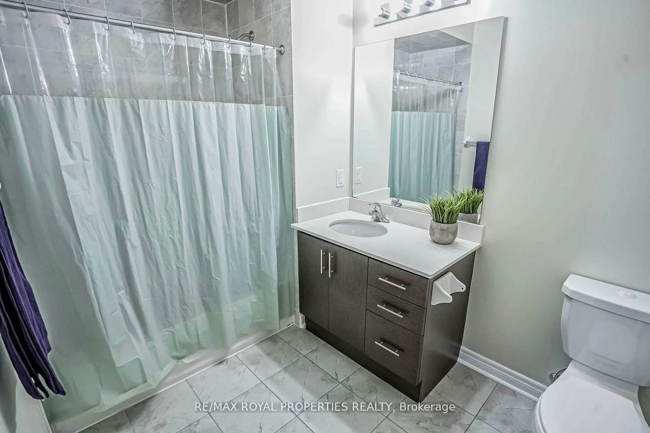 39, New Delhi, Cedarwood, Markham