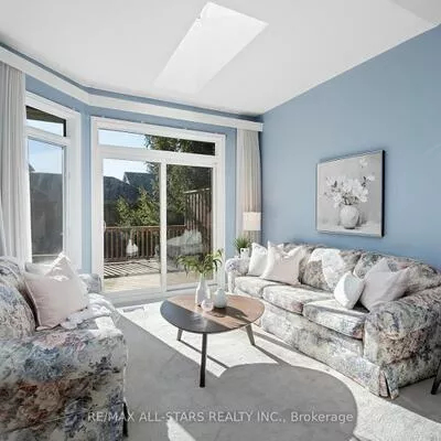 81, Celebrity Greens, Greensborough, Markham