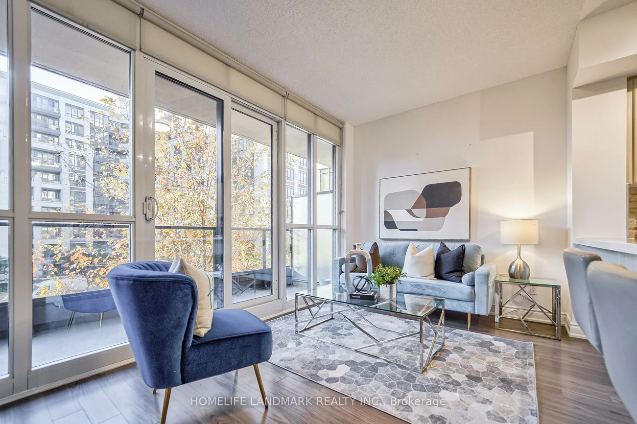 89, South Town Centre, Unionville, Markham