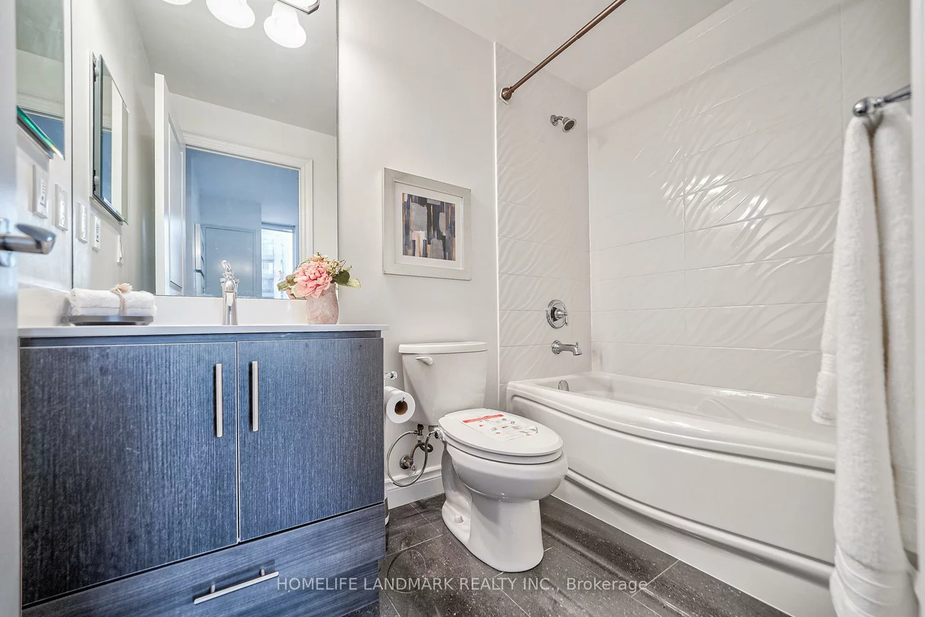 89, South Town Centre, Unionville, Markham