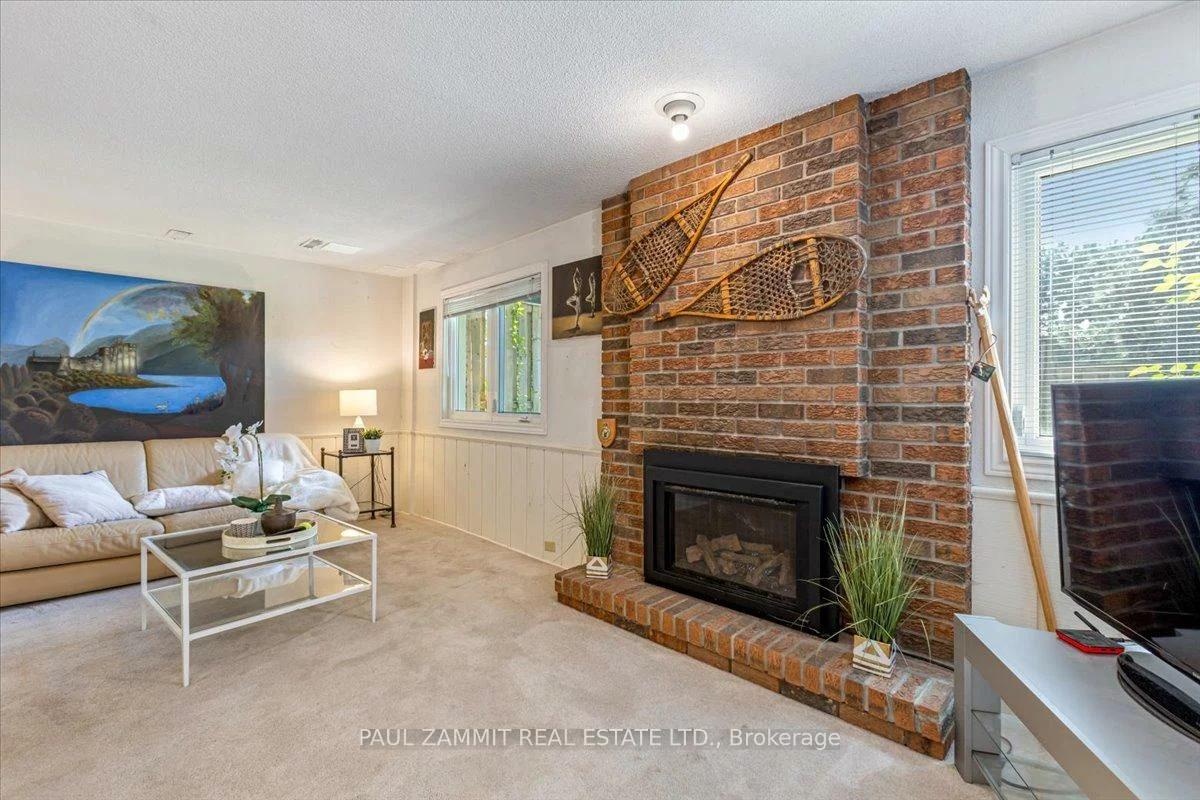 103, Quail Valley, German Mills, Markham