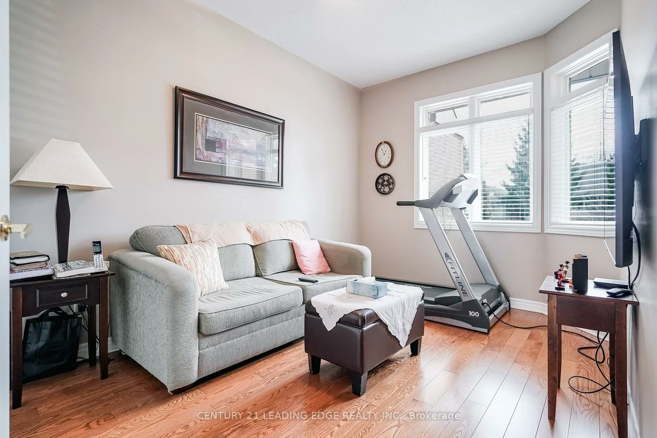 12, Lakeside Vista, Greensborough, Markham