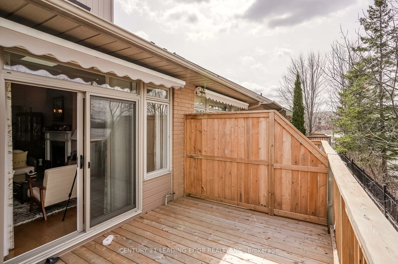 12, Lakeside Vista, Greensborough, Markham
