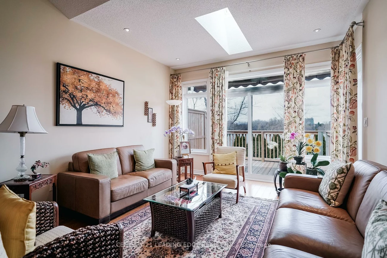 12, Lakeside Vista, Greensborough, Markham