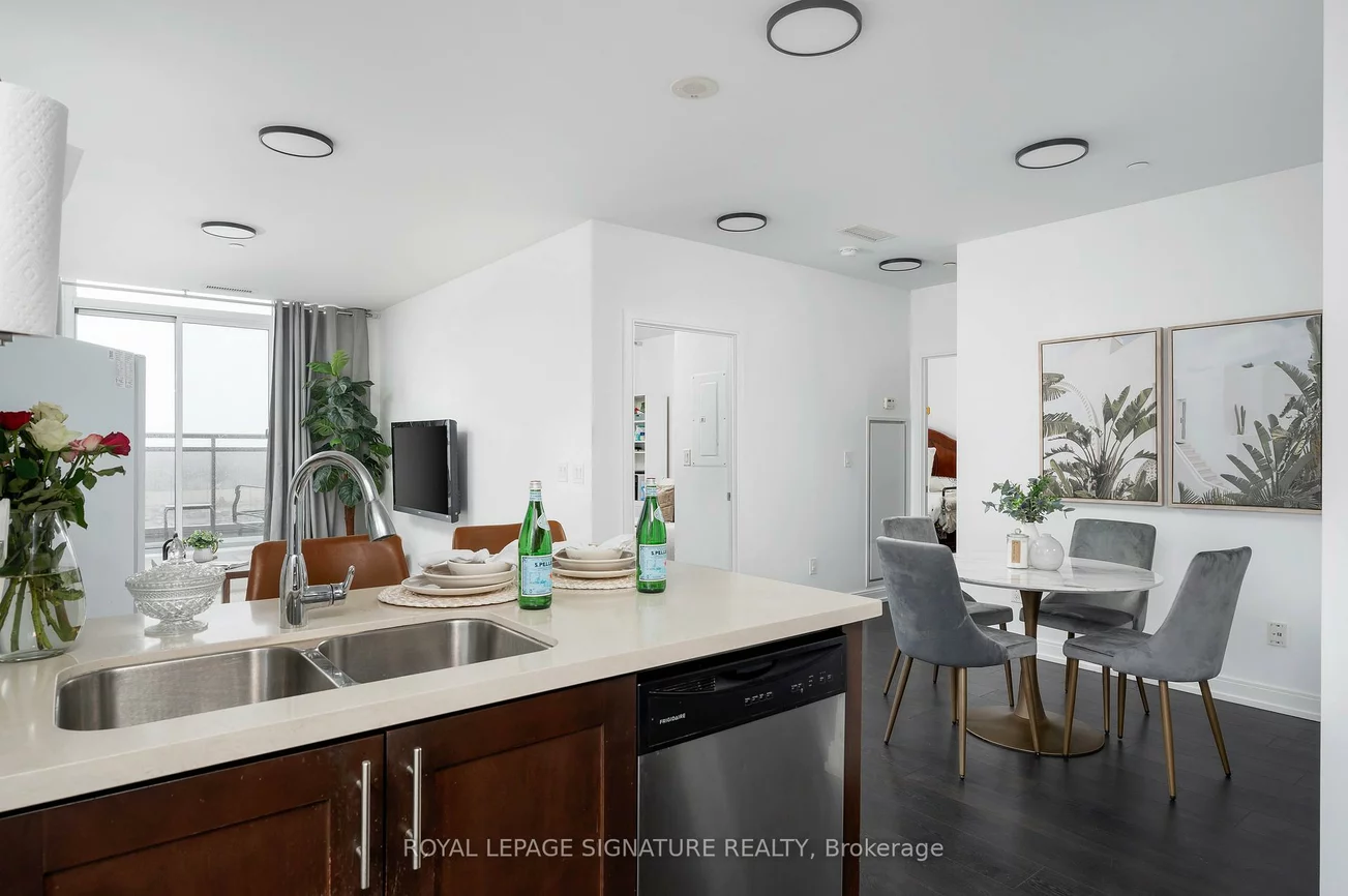 540, Bur Oak, Berczy, Markham