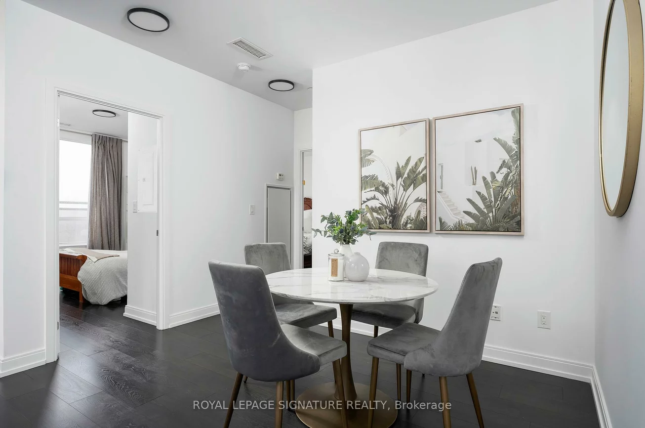 540, Bur Oak, Berczy, Markham