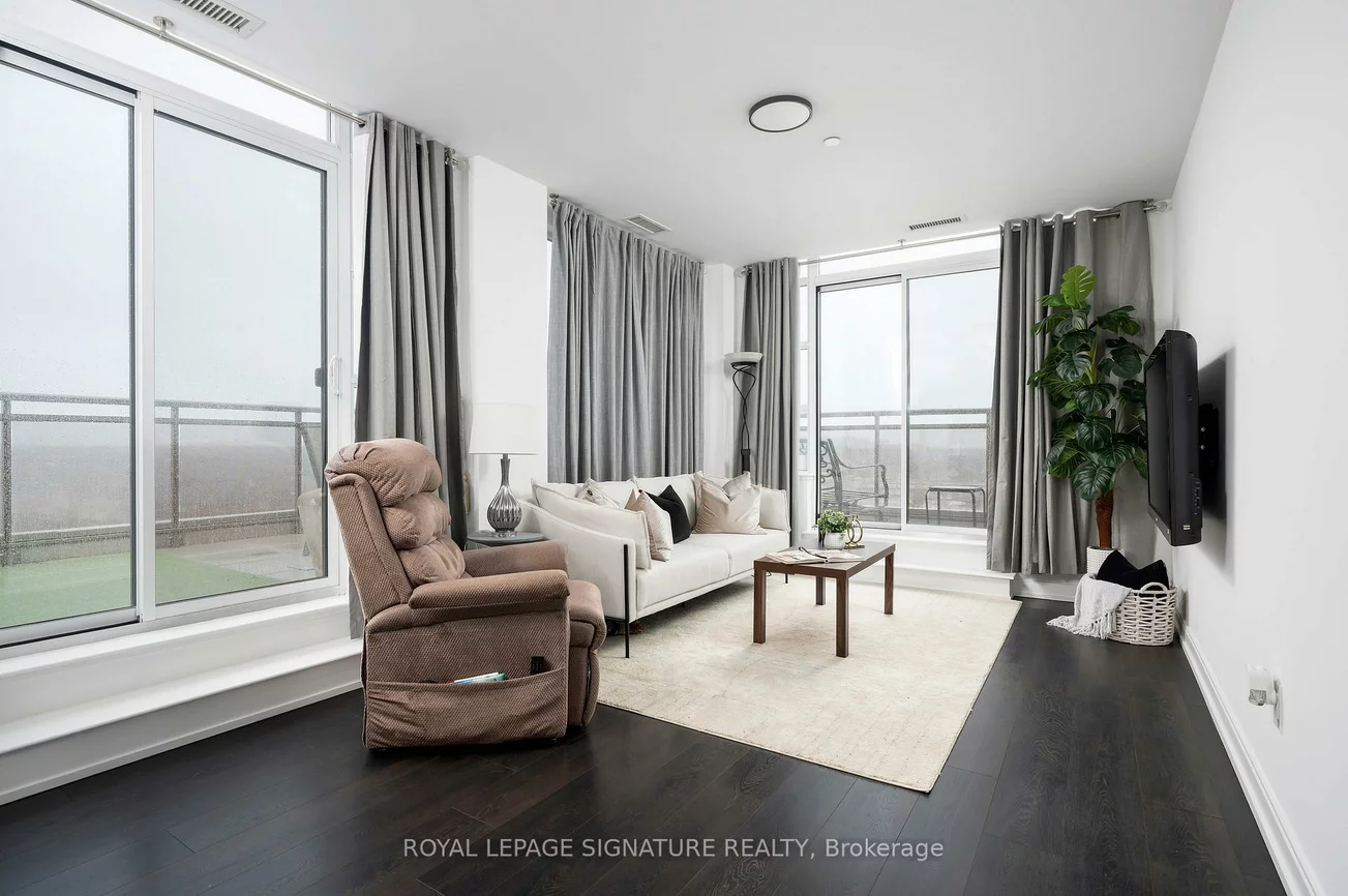 540, Bur Oak, Berczy, Markham