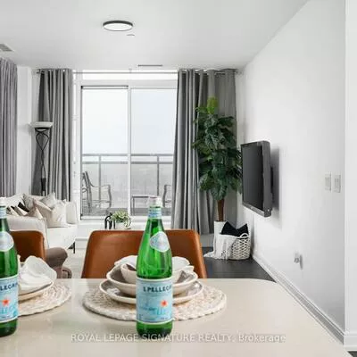 540, Bur Oak, Berczy, Markham