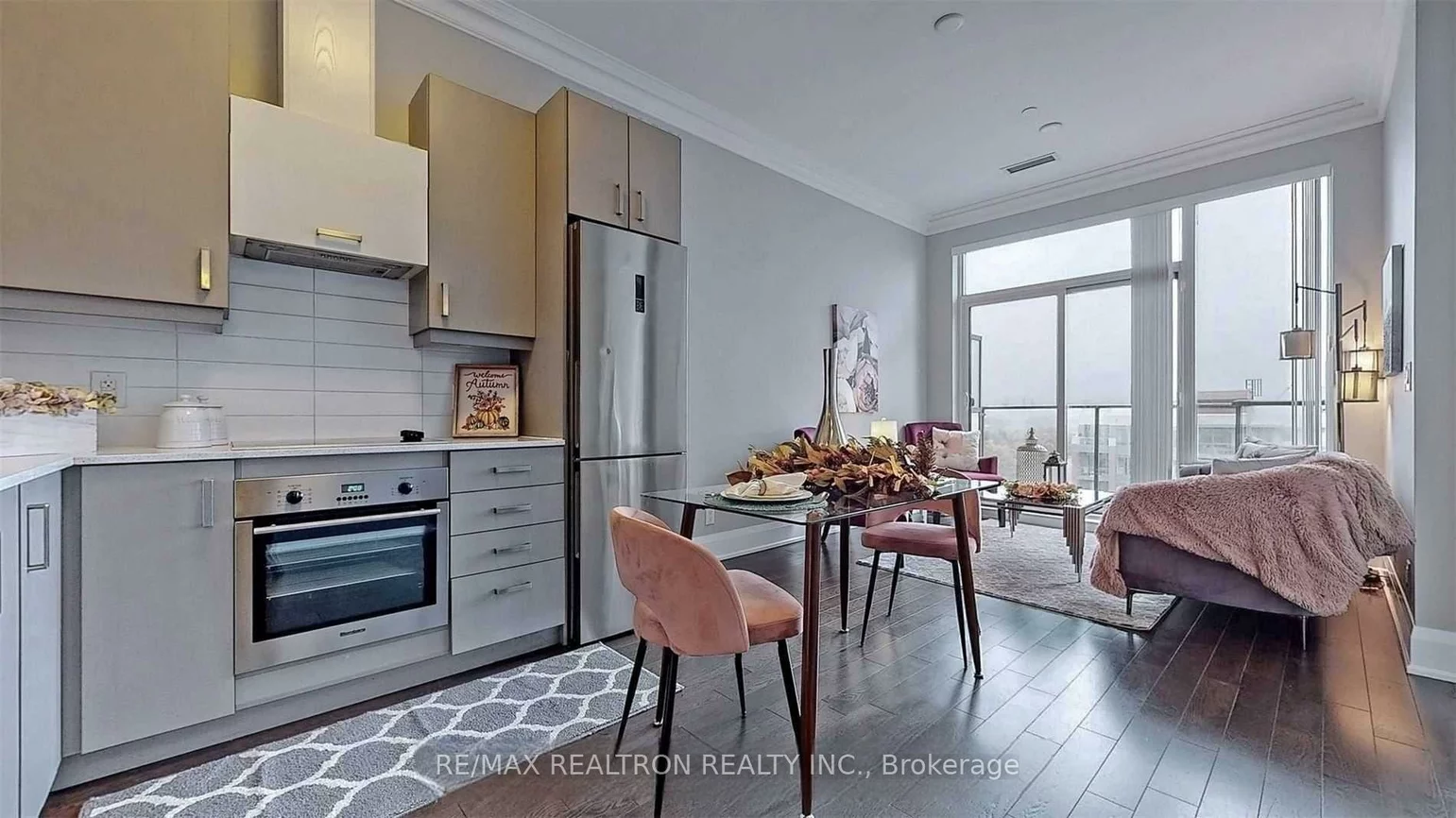 28, Uptown, Unionville, Markham