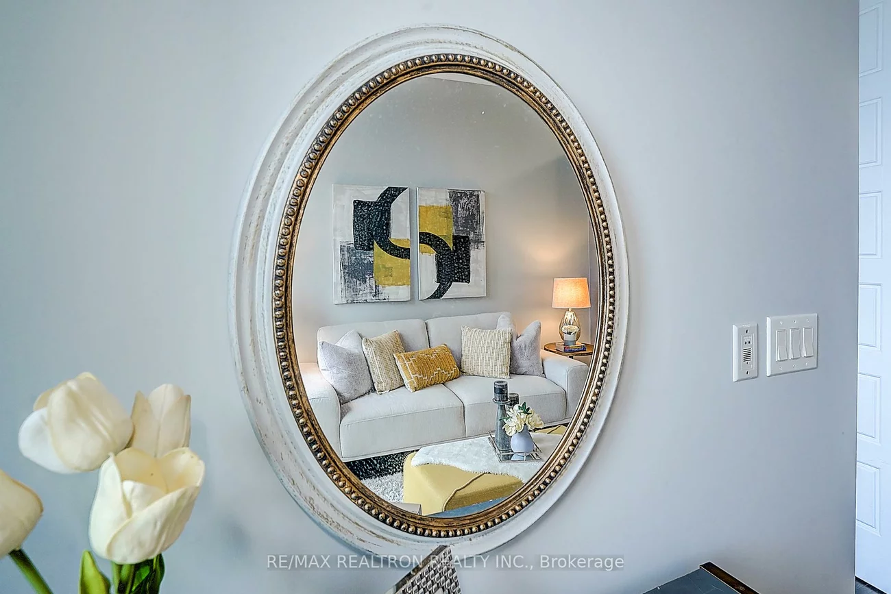 28, Uptown, Unionville, Markham