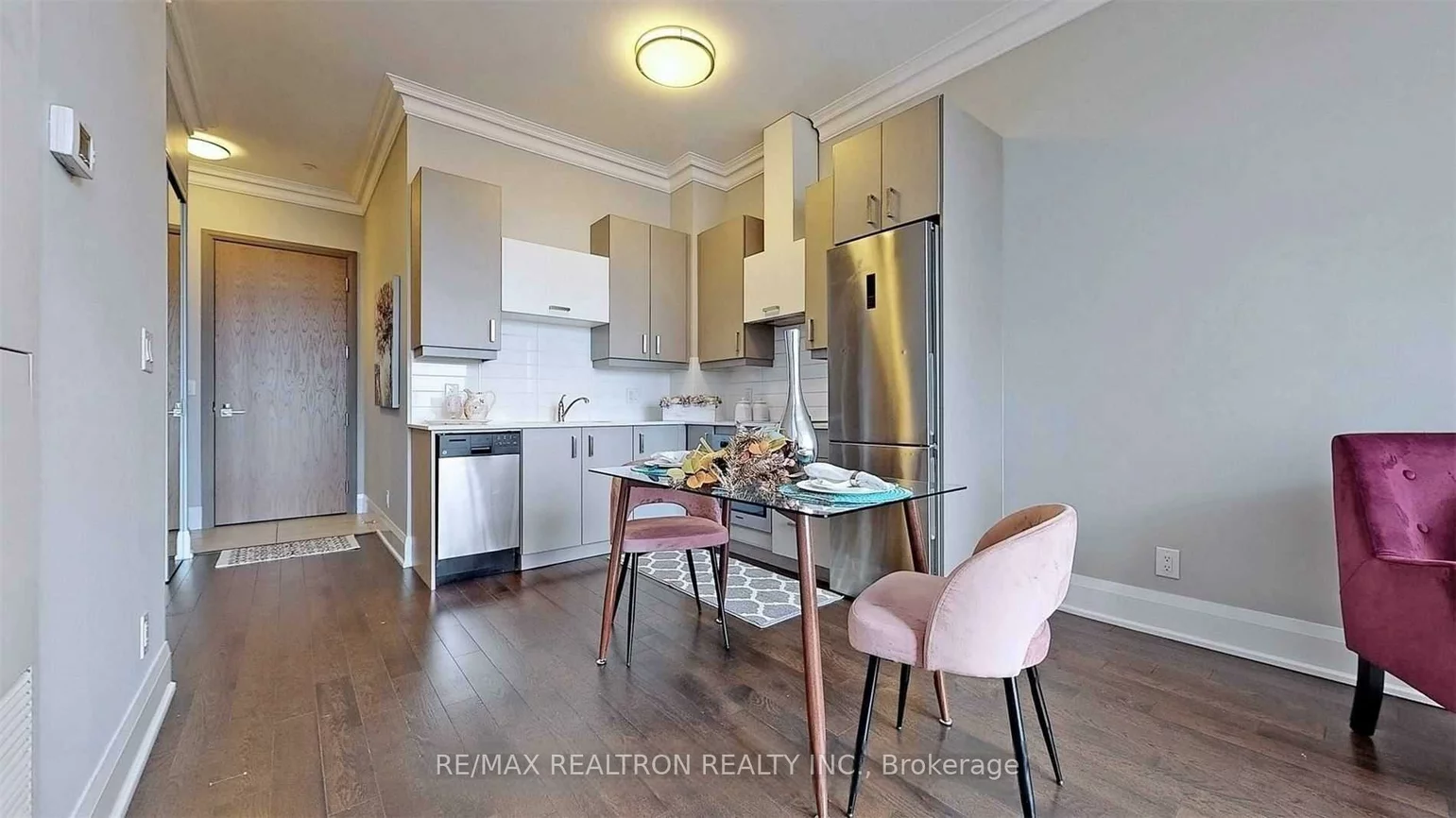 28, Uptown, Unionville, Markham