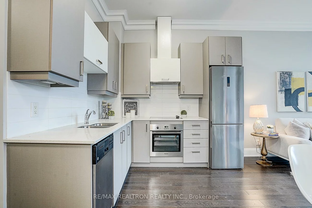 28, Uptown, Unionville, Markham