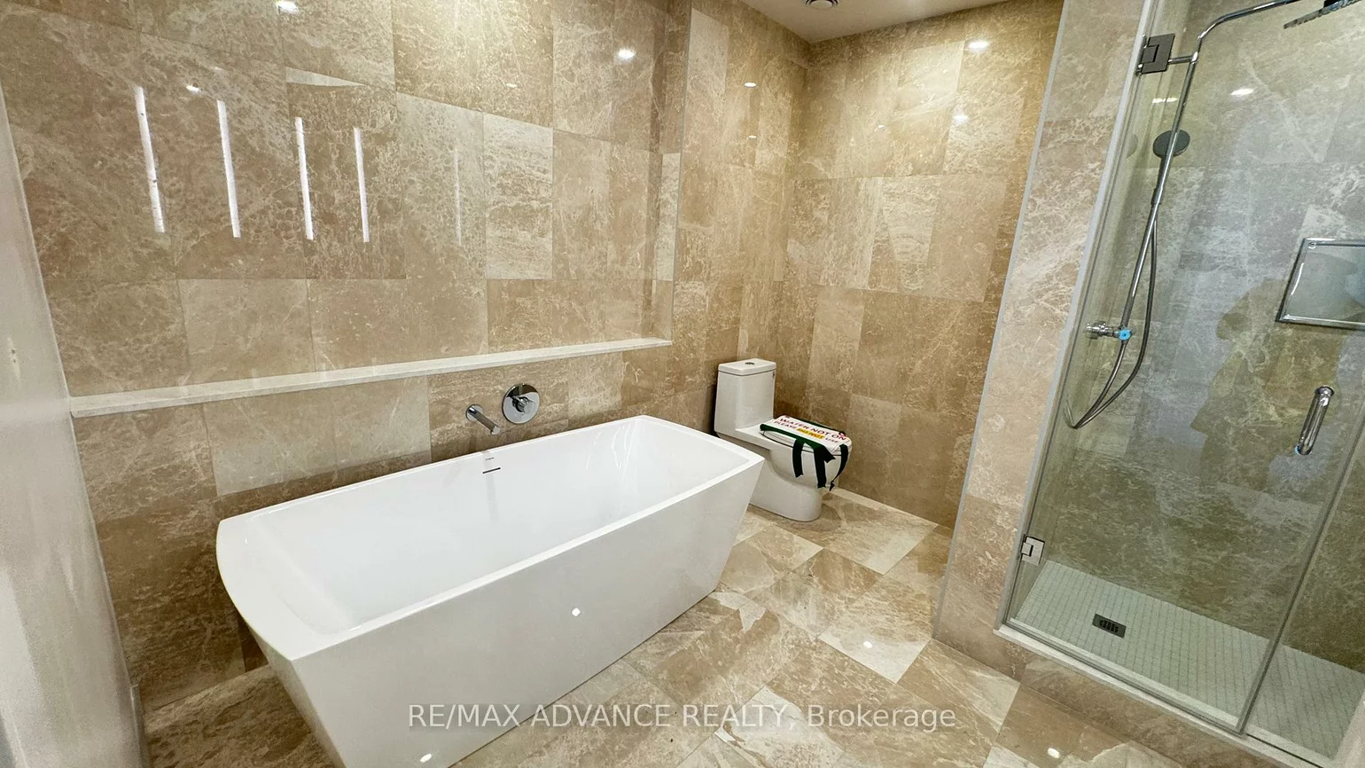 399, Royal Orchard, Royal Orchard, Markham