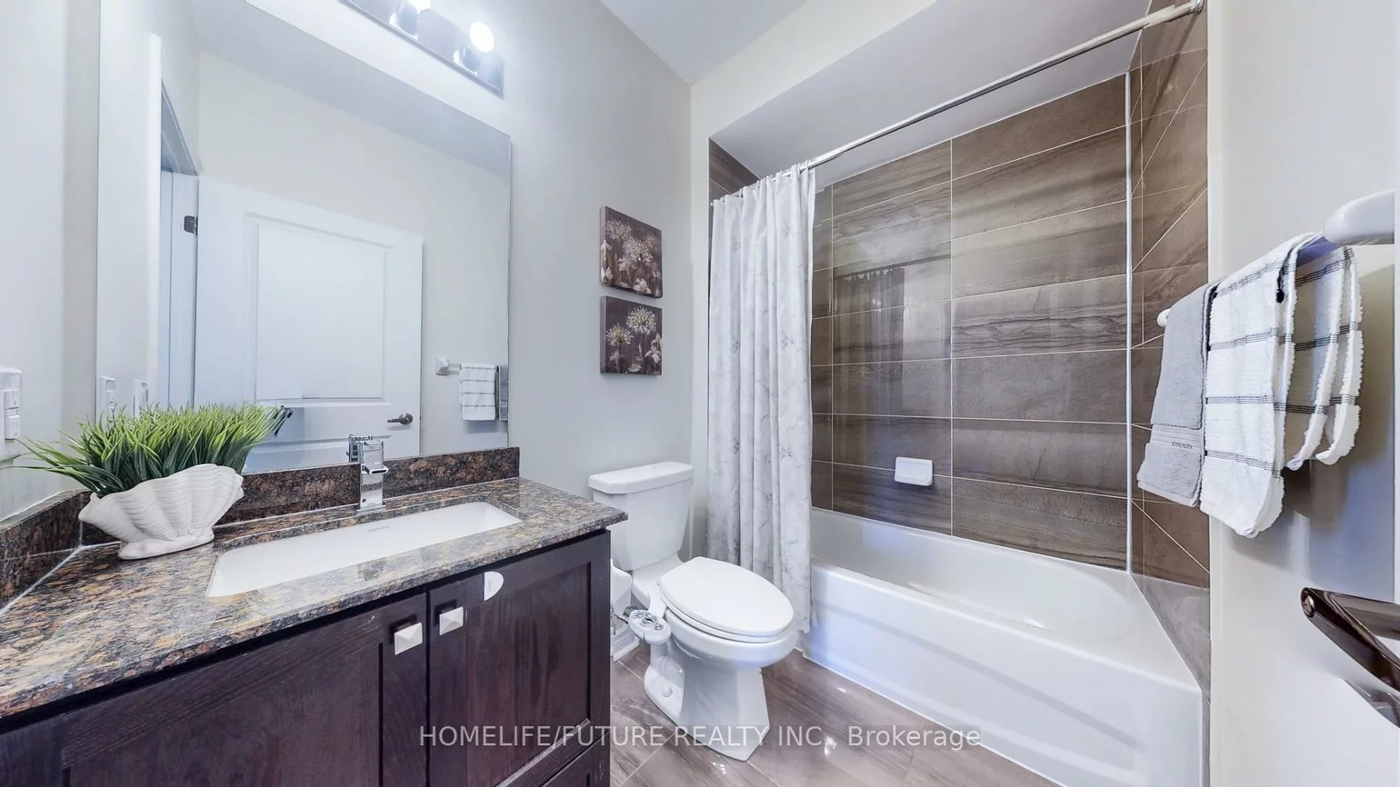 7325, Markham, Cedarwood, Markham