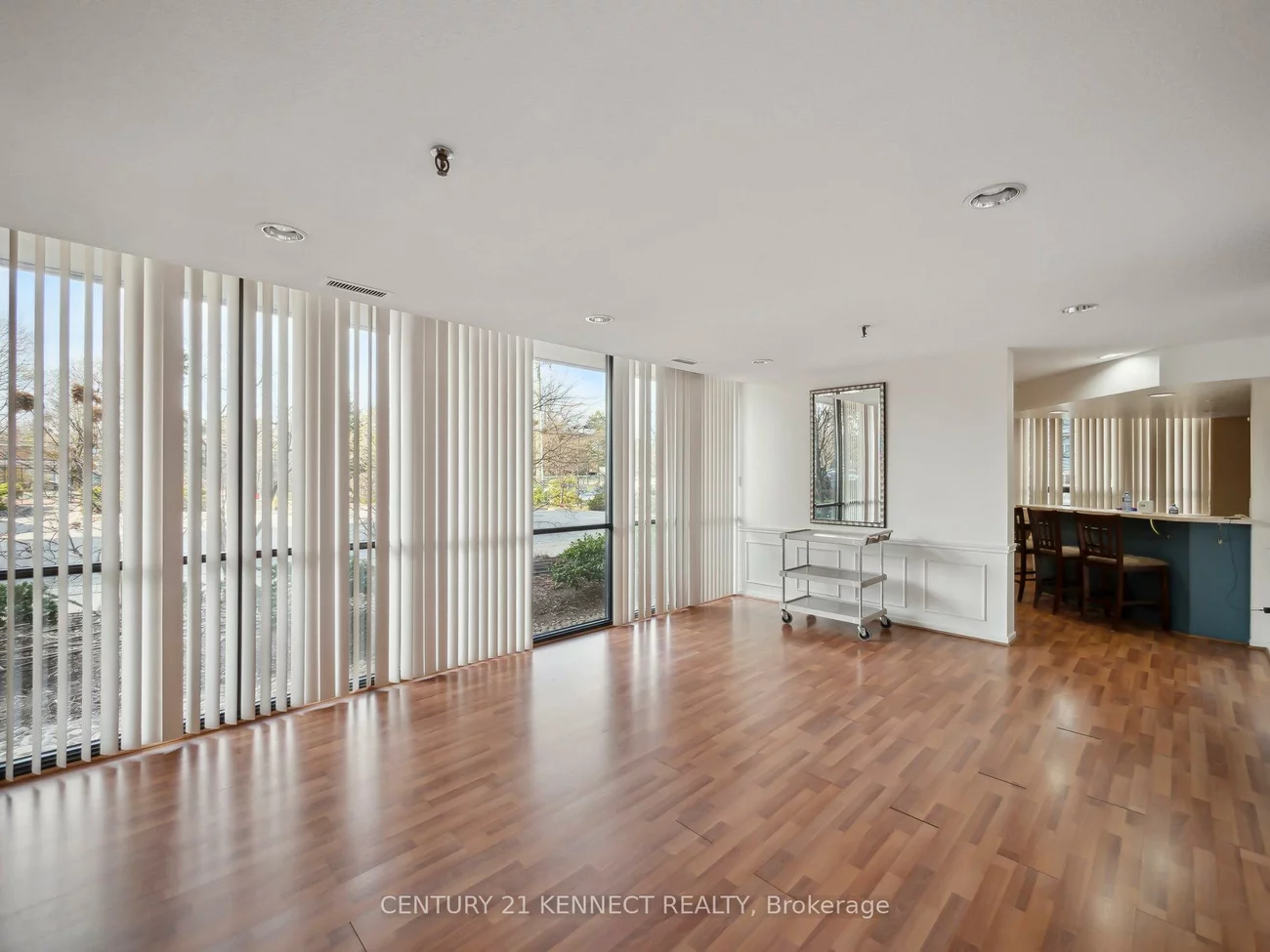 8111, Yonge, Royal Orchard, Markham