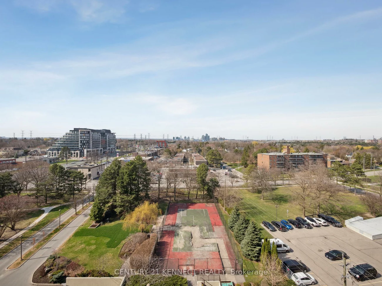 8111, Yonge, Royal Orchard, Markham