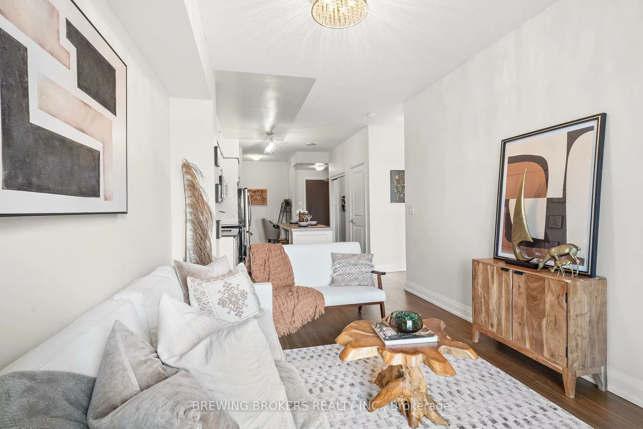 7171, Yonge, Thornhill, Markham