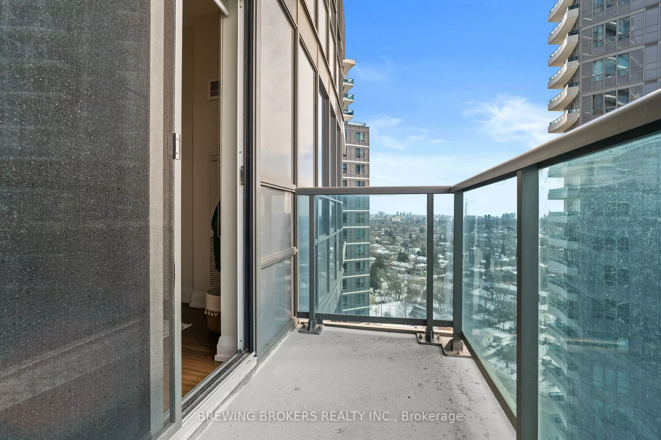 7171, Yonge, Thornhill, Markham