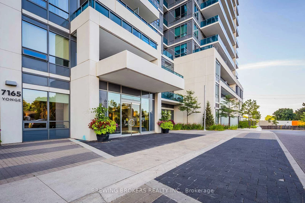 7171, Yonge, Thornhill, Markham