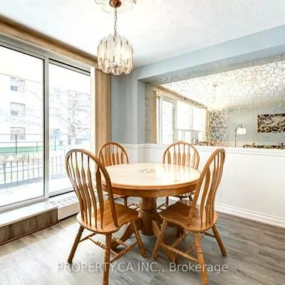 180, Dudley, Thornhill, Markham
