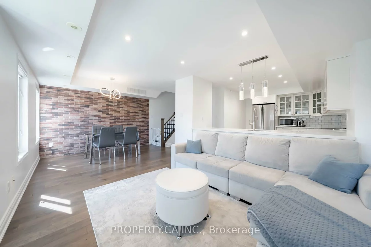 308, John, Aileen-Willowbrook, Markham