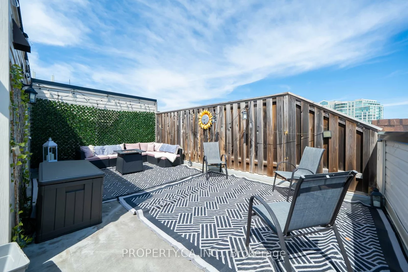 308, John, Aileen-Willowbrook, Markham
