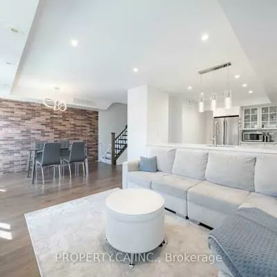 308, John, Aileen-Willowbrook, Markham