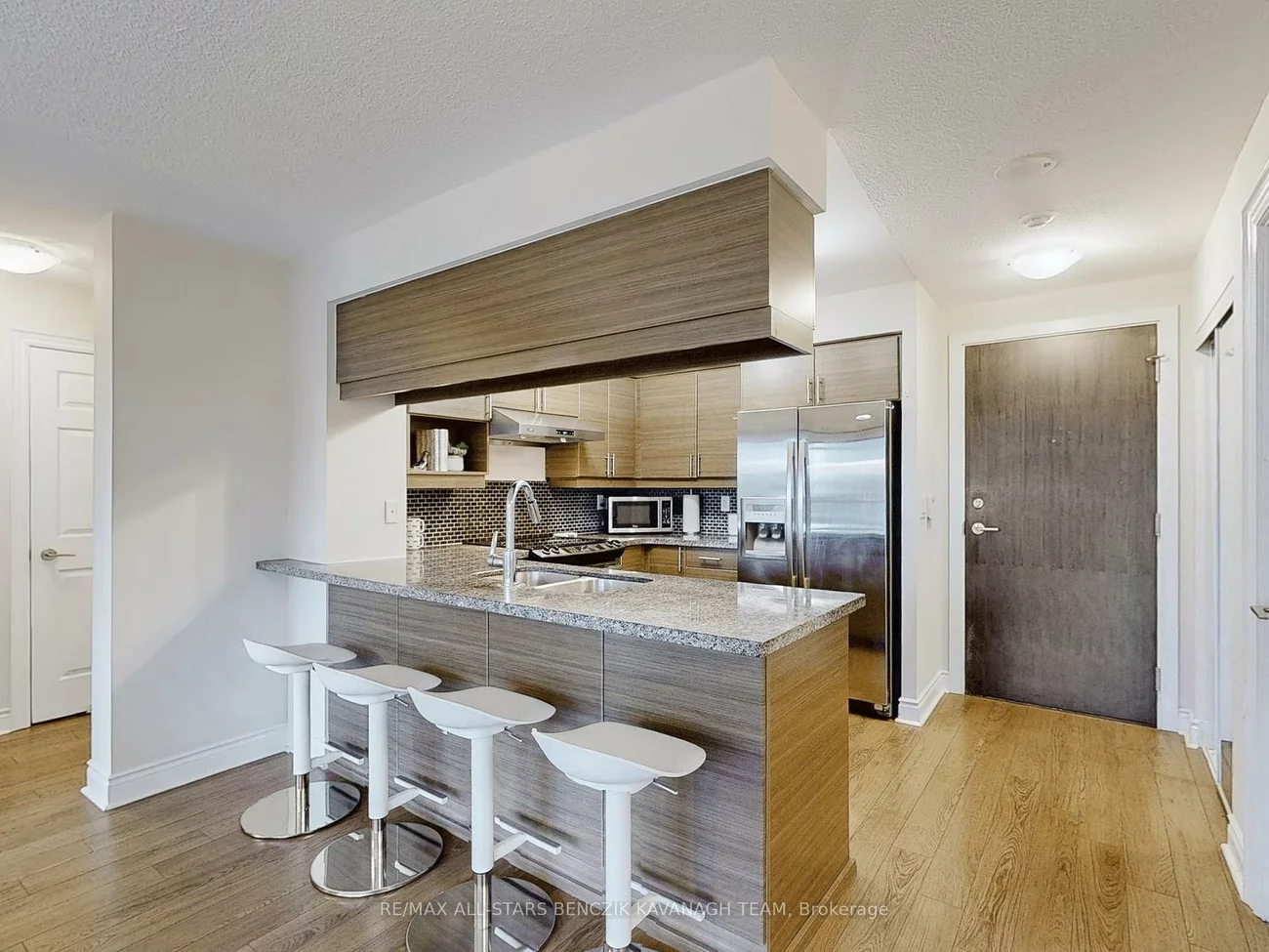 23, Cox, Unionville, Markham