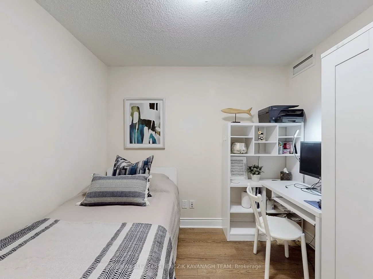 23, Cox, Unionville, Markham