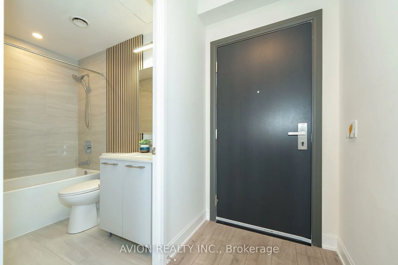 38, Water Walk, Unionville, Markham