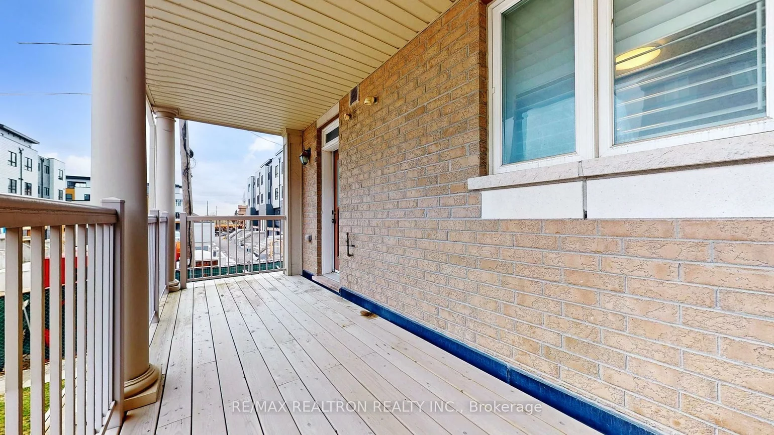 26, Comely, Milliken Mills East, Markham