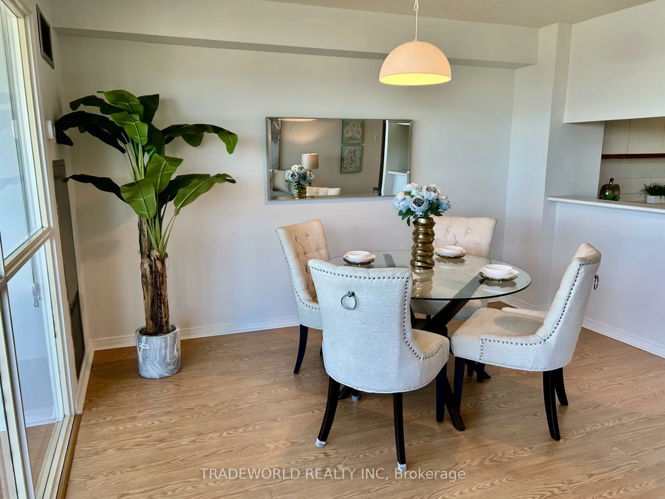 7825, Bayview, Aileen-Willowbrook, Markham