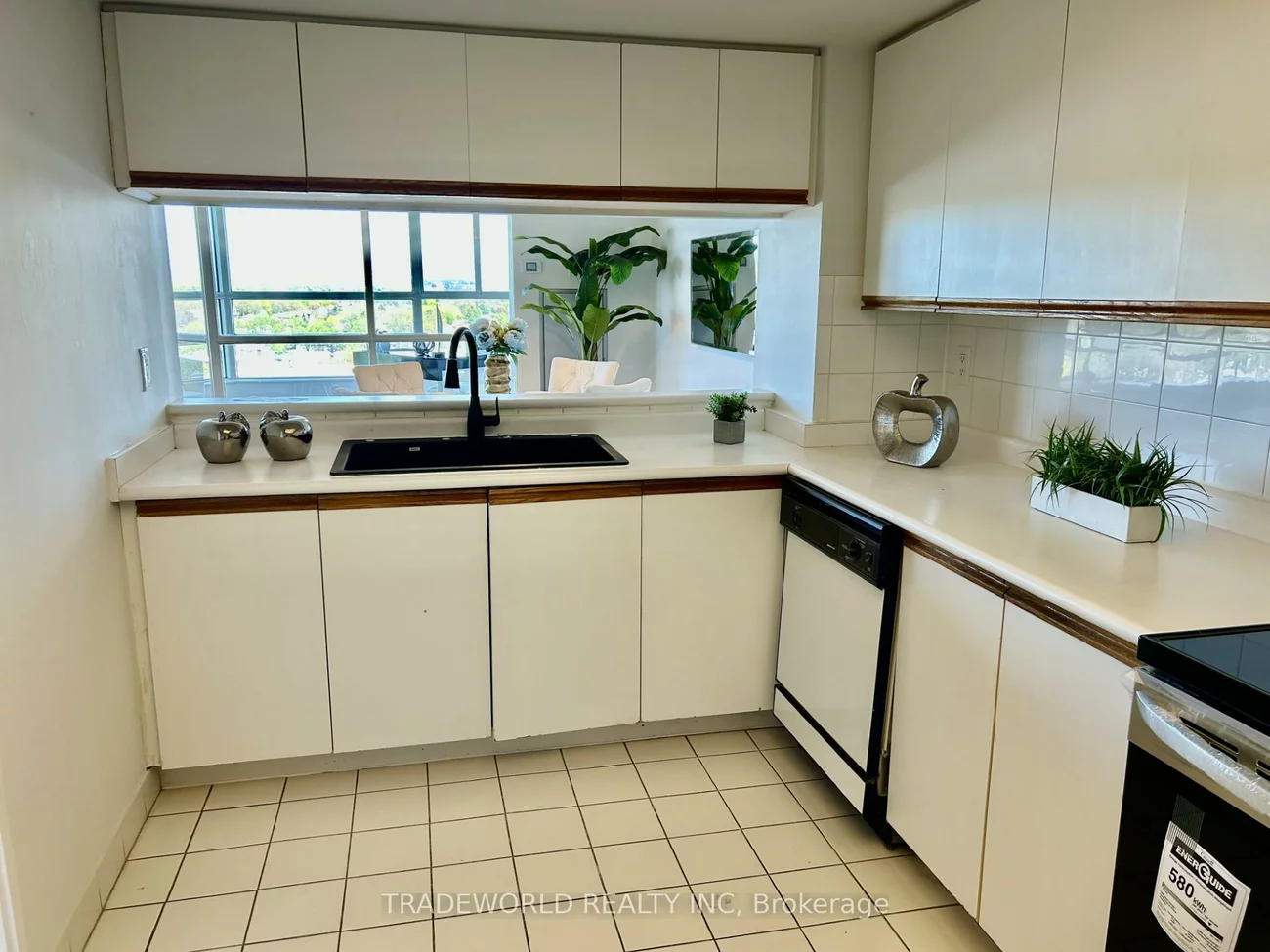 7825, Bayview, Aileen-Willowbrook, Markham