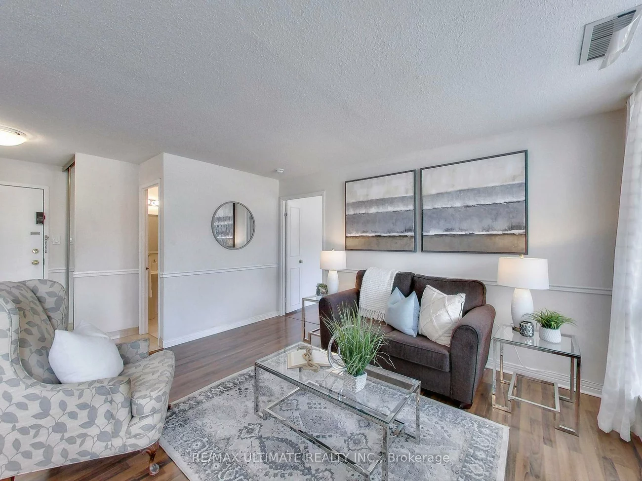 30, Wilson, Old Markham Village, Markham