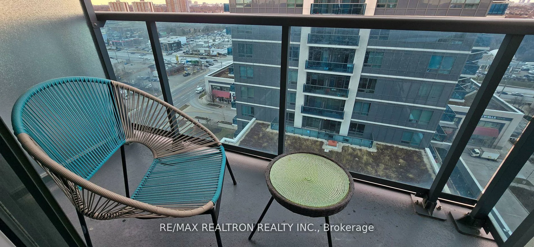 7167, Yonge, Thornhill, Markham