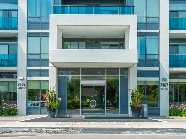 7167, Yonge, Thornhill, Markham