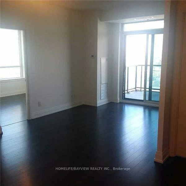 7167, Yonge, Thornhill, Markham