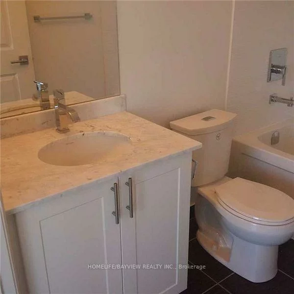 7167, Yonge, Thornhill, Markham
