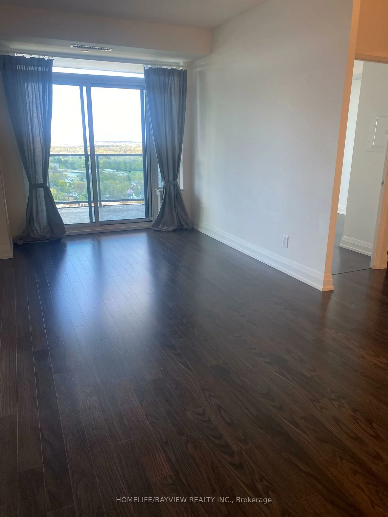 7167, Yonge, Thornhill, Markham