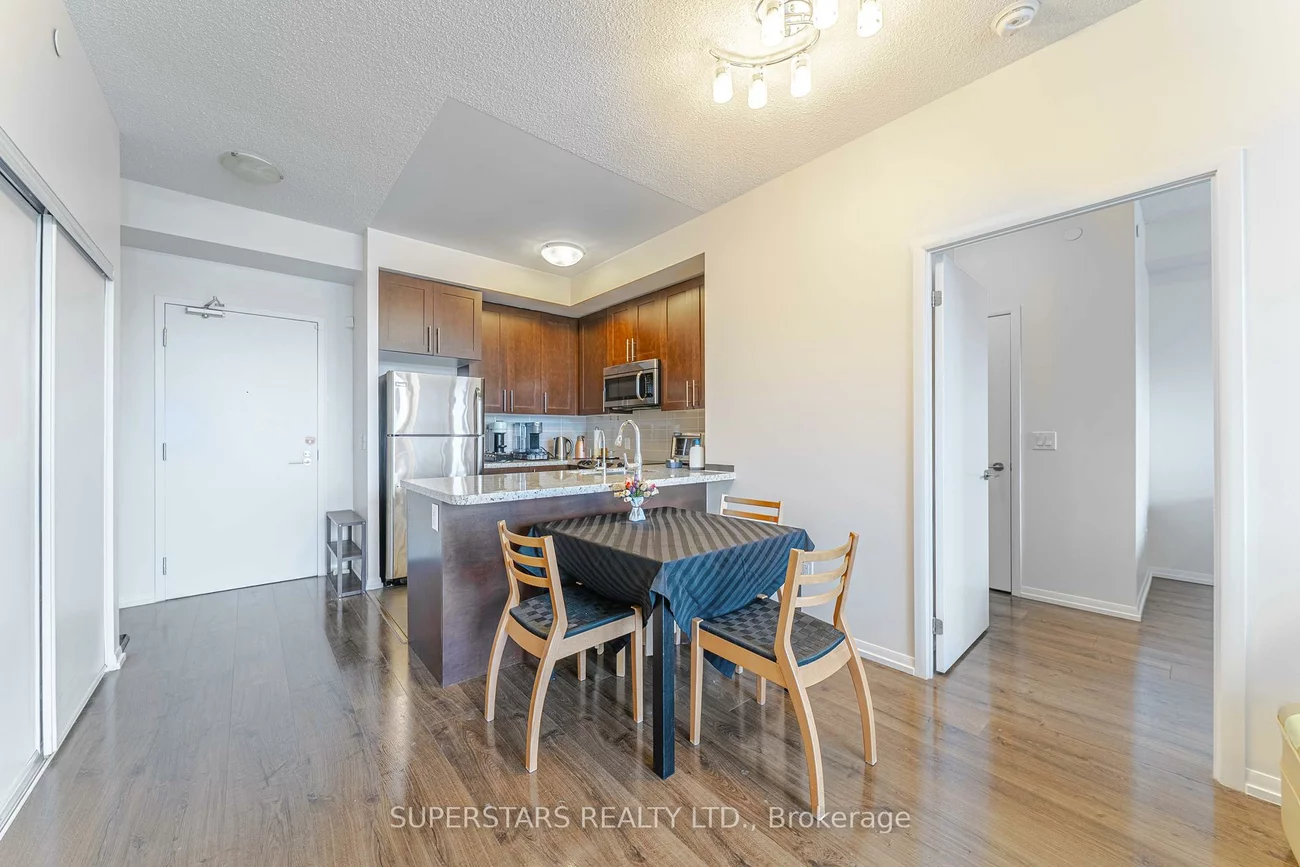 540, Bur Oak, Berczy, Markham