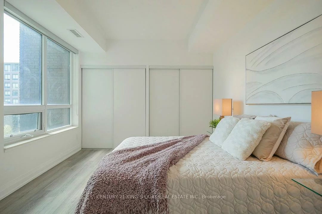 15, water walk, Unionville, Markham