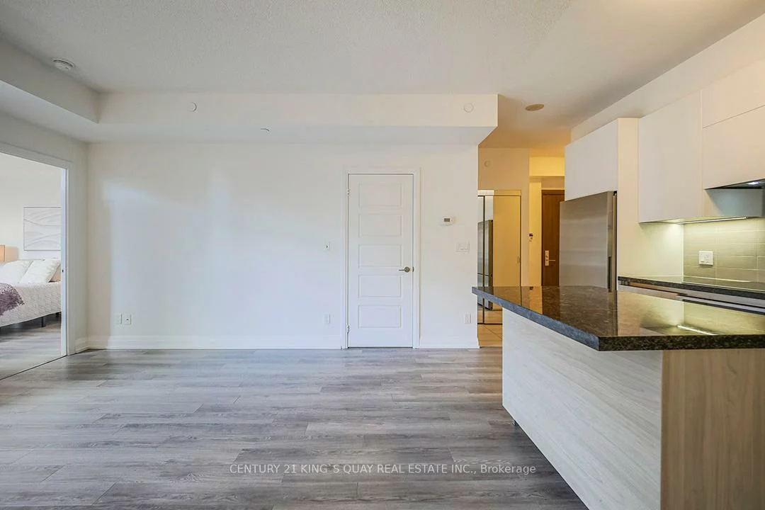 15, water walk, Unionville, Markham