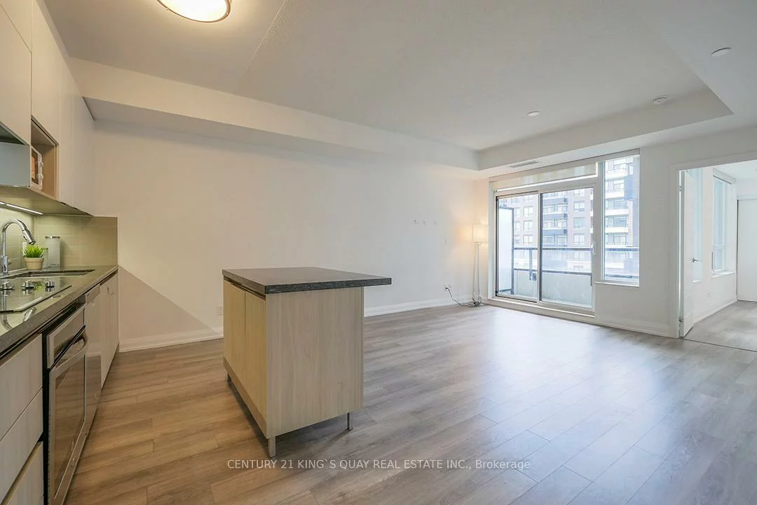 15, water walk, Unionville, Markham
