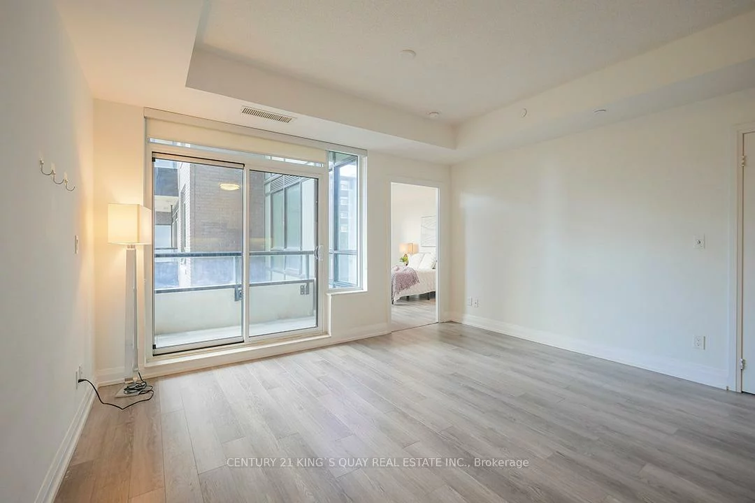 15, water walk, Unionville, Markham