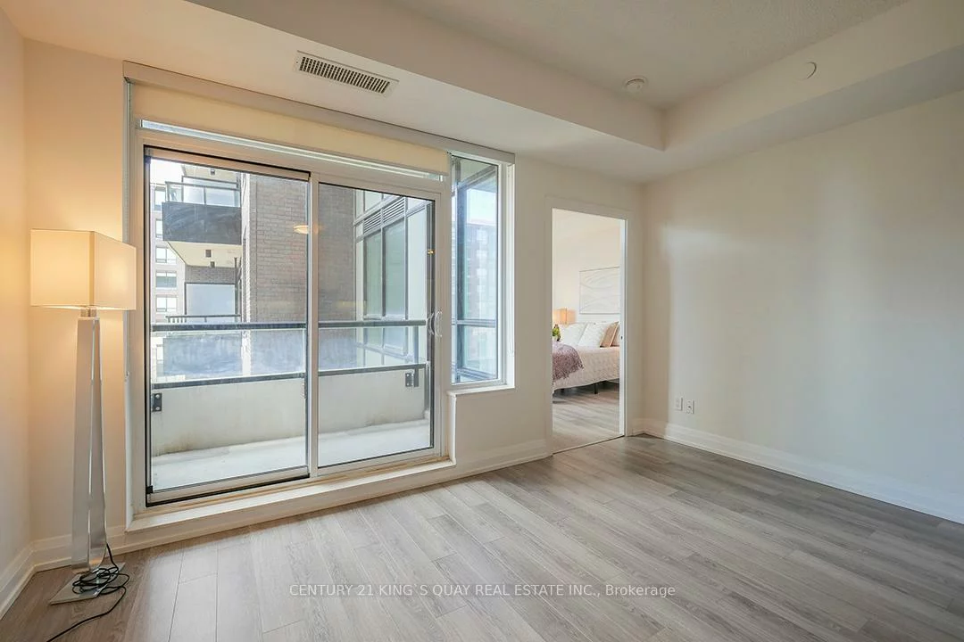 15, water walk, Unionville, Markham