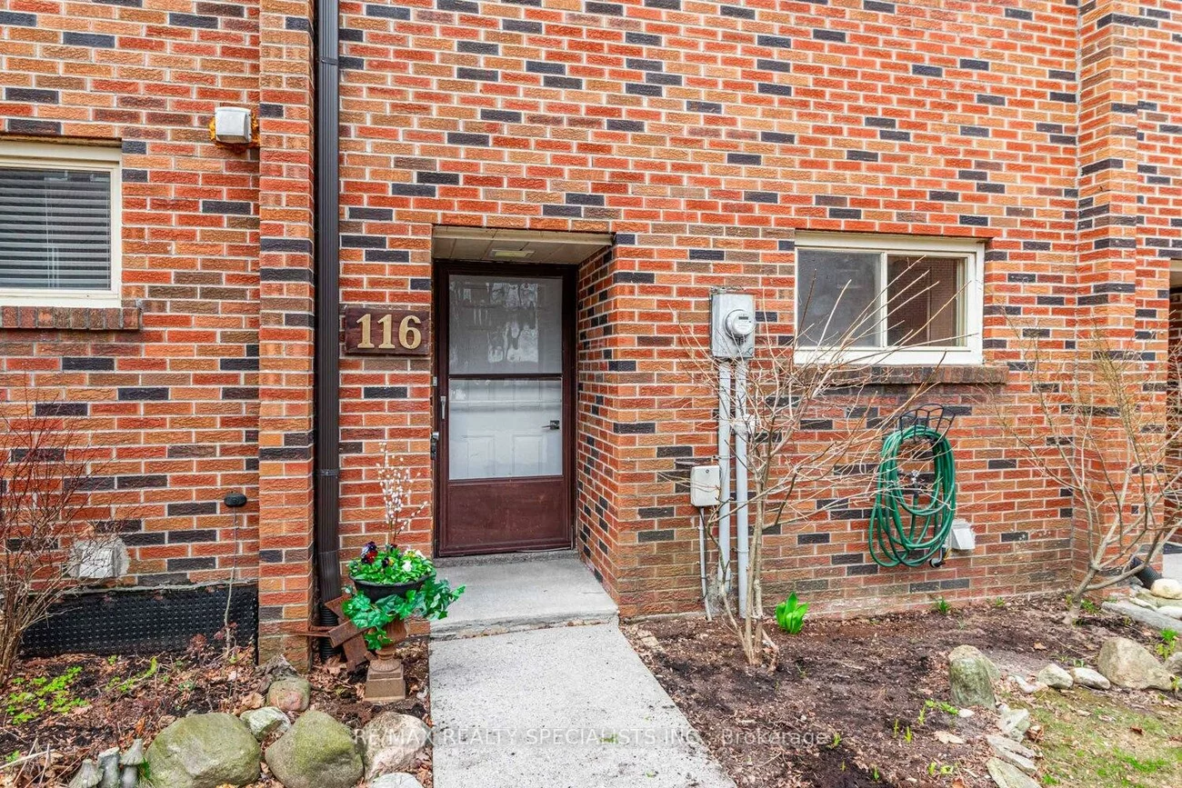 116, Wales, Old Markham Village, Markham