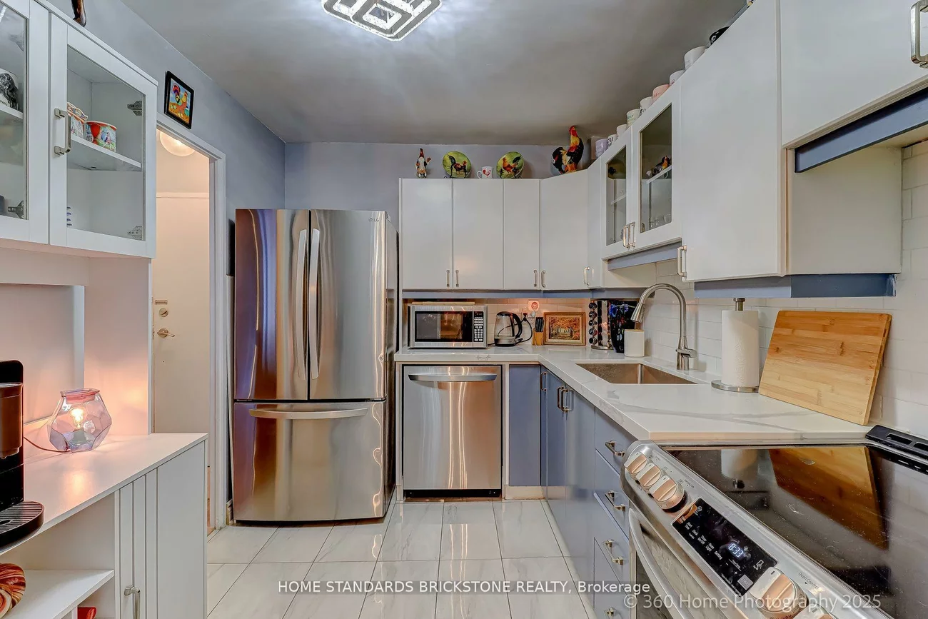 16, Elgin, Thornhill, Markham