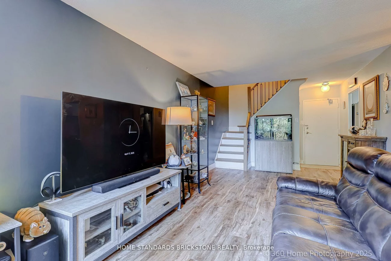 16, Elgin, Thornhill, Markham