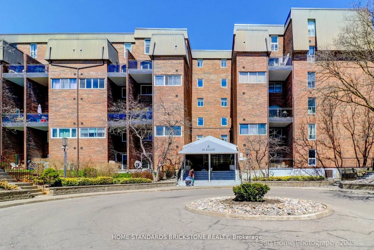 16, Elgin, Thornhill, Markham